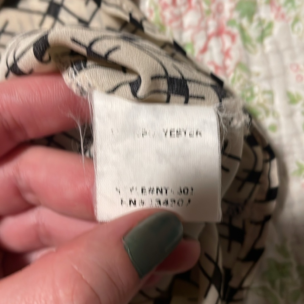 DONATING JULY 28 Boxy blouse - Picture 4 of 6